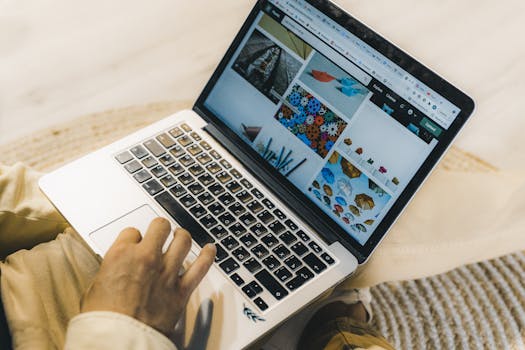 副業のイメージ画像（Photo by SHVETS production）